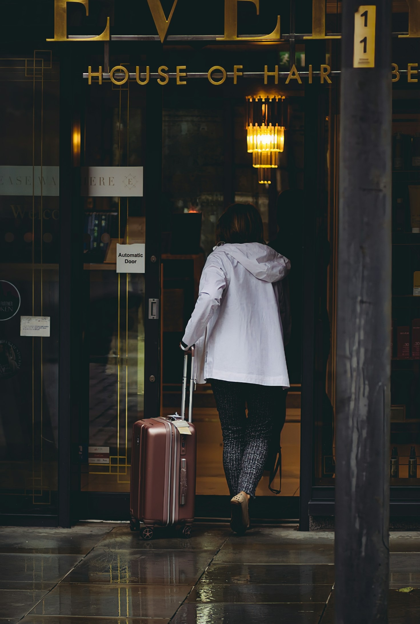 How to Pack Light Without Sacrificing Style